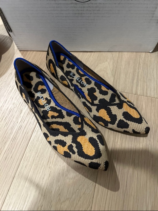 Rothy's Shoes - Rothy's Leopard Knit Pointed Toe Flats in Tan, Black & Blue Trim